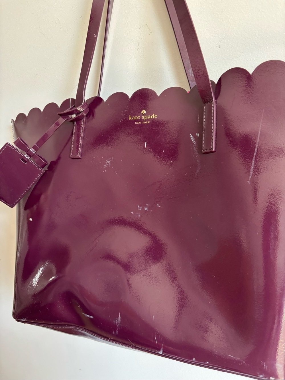 kate spade glossy plum scallop-edge patent tote - Picture 3 of 6